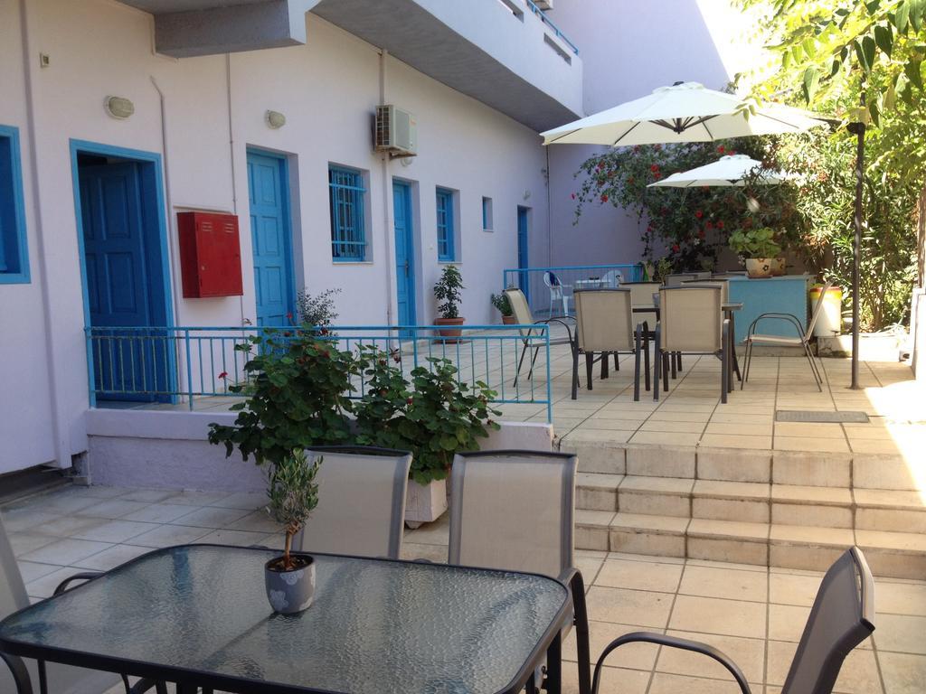 Amalthia Apartments Chersonissos Buitenkant foto