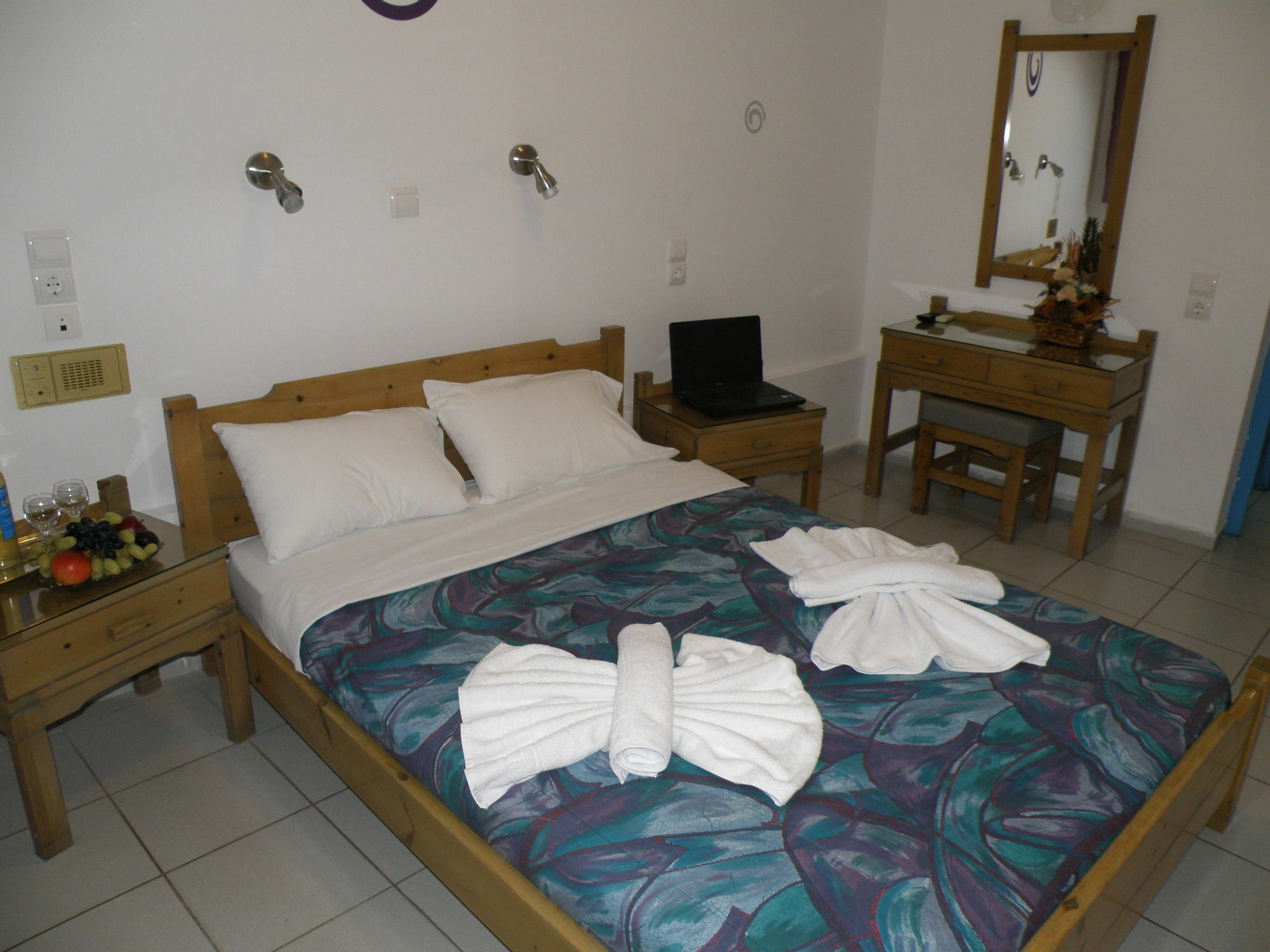Amalthia Apartments Chersonissos Buitenkant foto