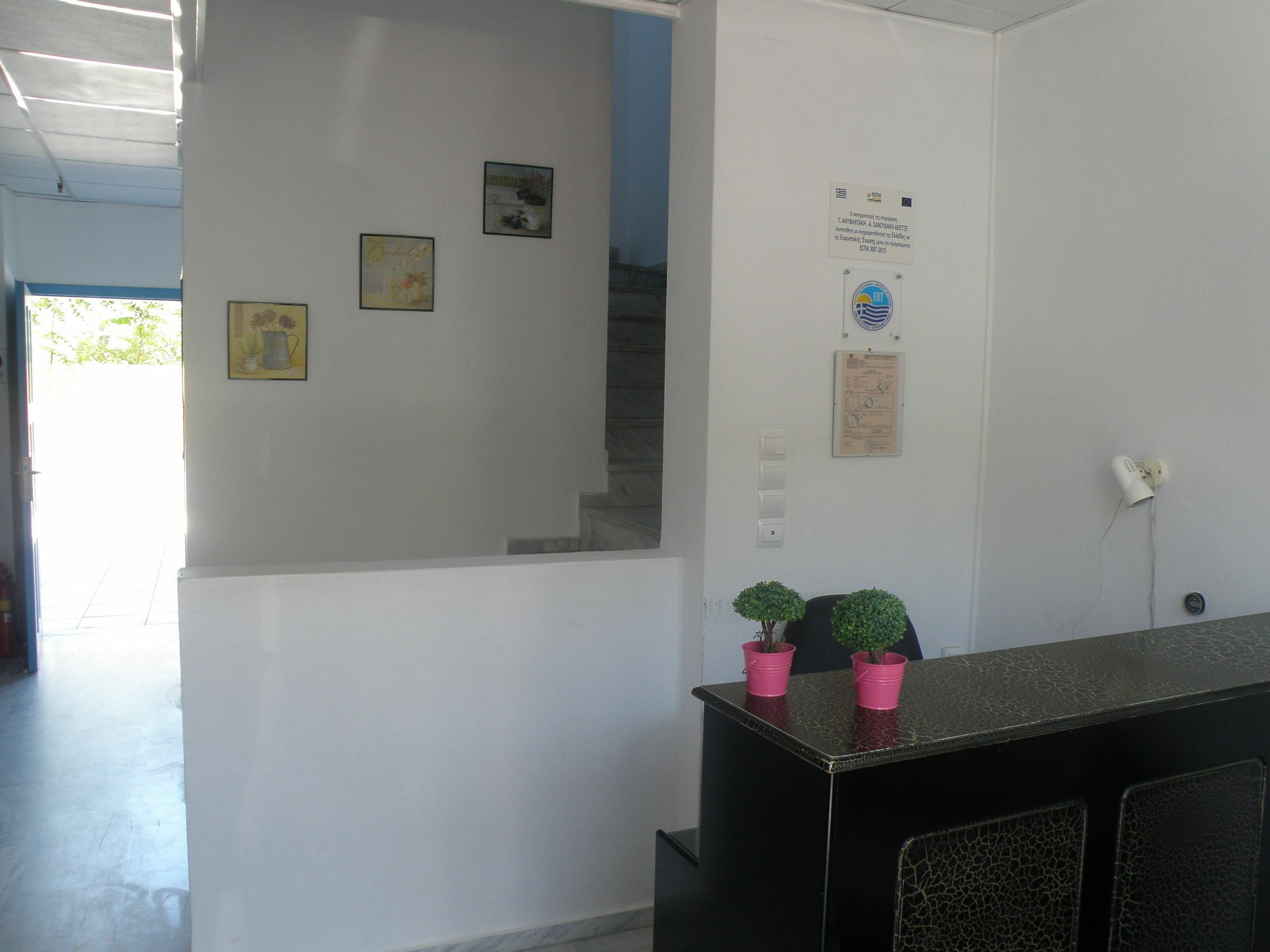 Amalthia Apartments Chersonissos Buitenkant foto
